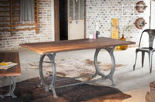 Antieke houten tafel Tonnel