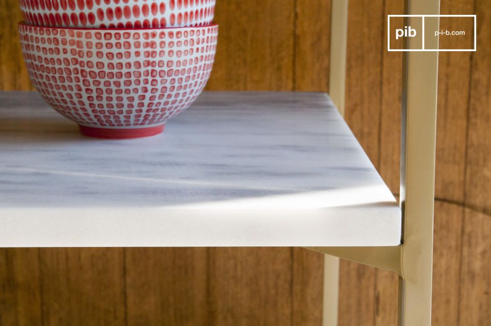 Mooi tafelblad van wit marmer met een lichtgrijze ribbel.
