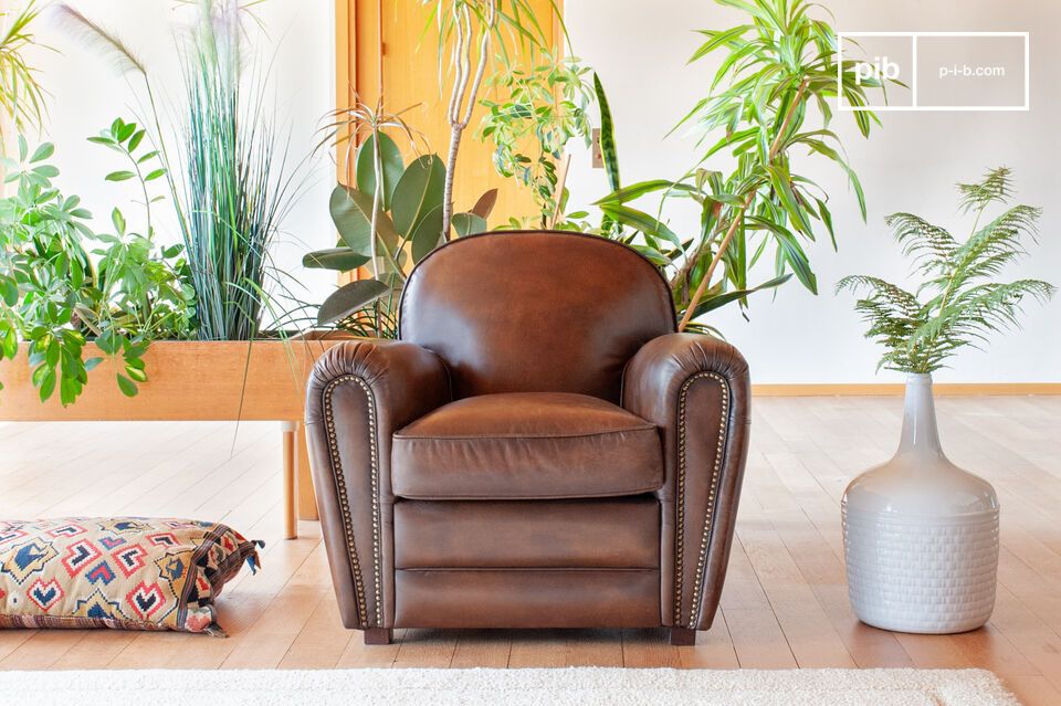 Een clubfauteuil met een tijdloos ontwerp, een nieuwe afwerking en een unieke charme