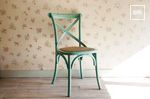 Landelijke eetkamerstoelen in shabby chic stijl snel terug