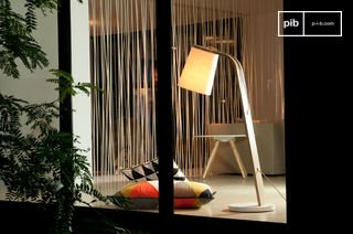 Lodge houten vloerlamp