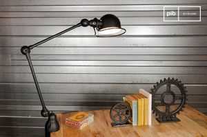 Matzwarte Jieldé Loft lamp met klem