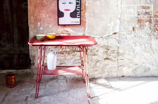 Scarlet tafel