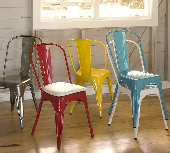 Tolix stoelen verschillende kleuren