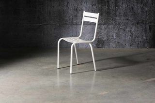 Witte stoel pretty